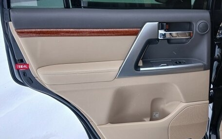 Toyota Land Cruiser 200, 2012 год, 3 344 000 рублей, 25 фотография