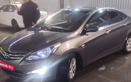 Hyundai Solaris II рестайлинг, 2014 год, 900 000 рублей, 4 фотография