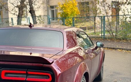 Dodge Challenger III рестайлинг 2, 2019 год, 3 600 000 рублей, 8 фотография