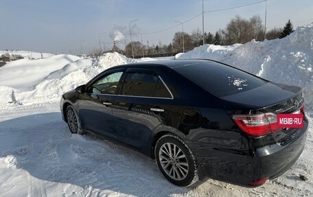 Toyota Camry, 2016 год, 2 200 000 рублей, 4 фотография