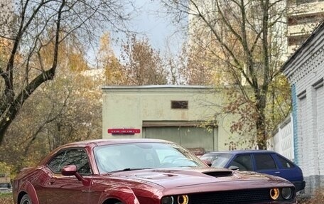 Dodge Challenger III рестайлинг 2, 2019 год, 3 600 000 рублей, 3 фотография