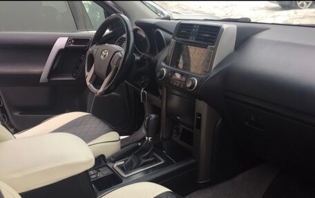 Toyota Land Cruiser Prado 150 рестайлинг 2, 2012 год, 2 800 000 рублей, 9 фотография