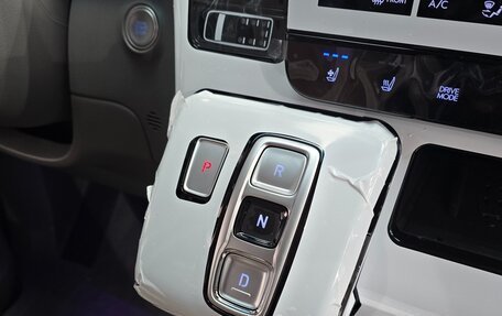 Hyundai Staria, 2025 год, 9 990 000 рублей, 13 фотография