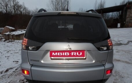 Mitsubishi Outlander III рестайлинг 3, 2010 год, 1 250 000 рублей, 4 фотография