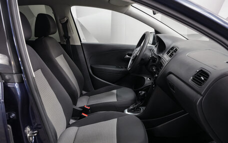 Volkswagen Polo VI (EU Market), 2014 год, 948 000 рублей, 11 фотография