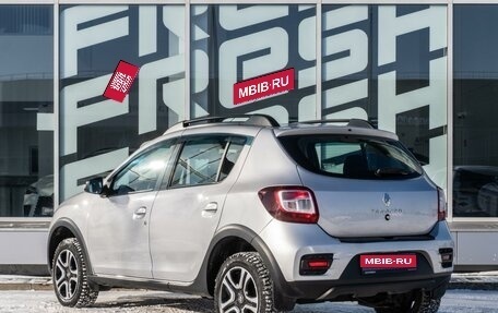 Renault Sandero II рестайлинг, 2020 год, 1 200 000 рублей, 2 фотография