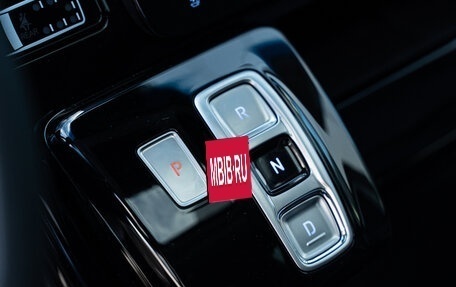 Hyundai Staria, 2024 год, 8 890 000 рублей, 25 фотография