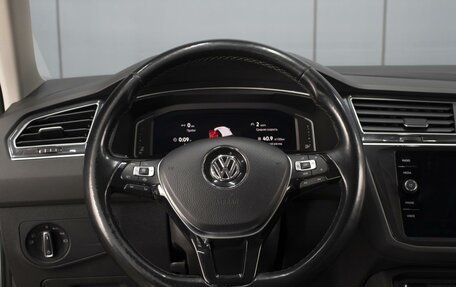 Volkswagen Tiguan II, 2018 год, 2 160 000 рублей, 11 фотография