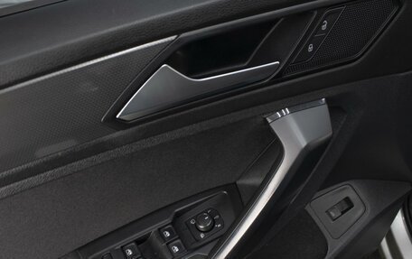 Volkswagen Tiguan II, 2018 год, 2 160 000 рублей, 17 фотография