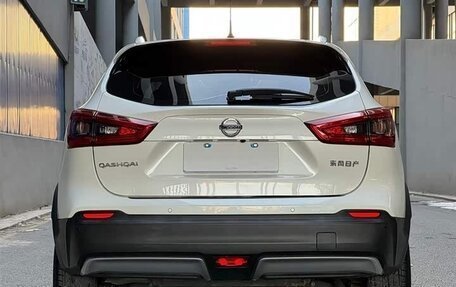 Nissan Qashqai, 2022 год, 1 880 000 рублей, 2 фотография