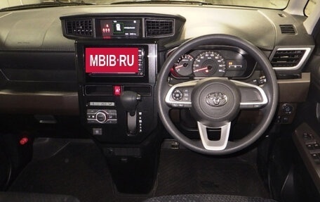 Toyota Roomy I, 2021 год, 980 000 рублей, 3 фотография