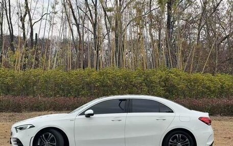 Mercedes-Benz A-Класс, 2022 год, 1 650 000 рублей, 4 фотография