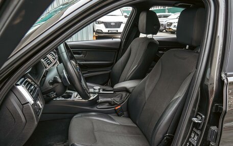 BMW 3 серия, 2017 год, 2 130 000 рублей, 12 фотография