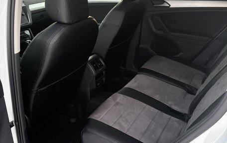 Volkswagen Tiguan II, 2022 год, 3 650 000 рублей, 5 фотография