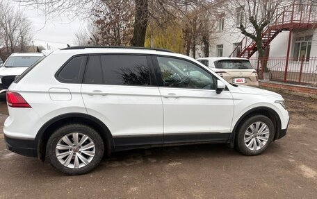Volkswagen Tiguan II, 2022 год, 3 650 000 рублей, 8 фотография