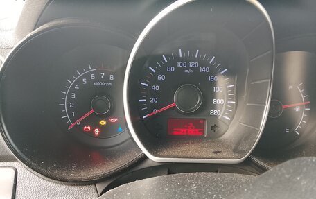 KIA Rio III рестайлинг, 2012 год, 570 000 рублей, 2 фотография