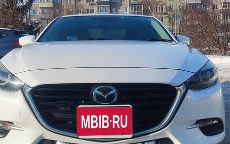 Mazda Axela, 2016 год, 1 225 000 рублей, 24 фотография