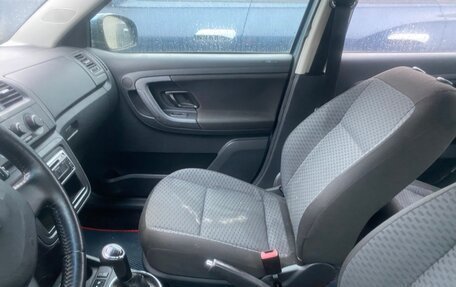 Skoda Fabia II, 2010 год, 315 000 рублей, 5 фотография