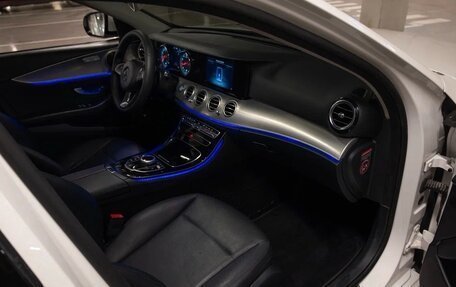 Mercedes-Benz E-Класс, 2017 год, 2 750 000 рублей, 7 фотография