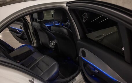 Mercedes-Benz E-Класс, 2017 год, 2 750 000 рублей, 8 фотография