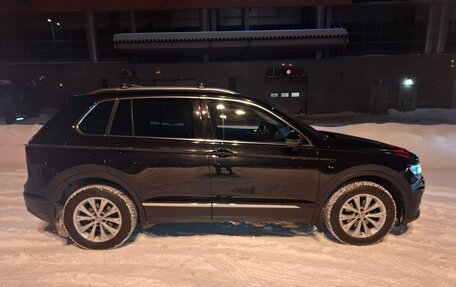 Volkswagen Tiguan II, 2017 год, 2 300 000 рублей, 6 фотография