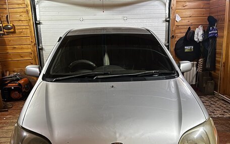 Toyota Platz, 2000 год, 400 000 рублей, 3 фотография