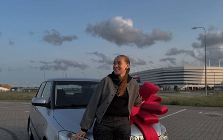 Skoda Fabia II, 2010 год, 670 000 рублей, 14 фотография