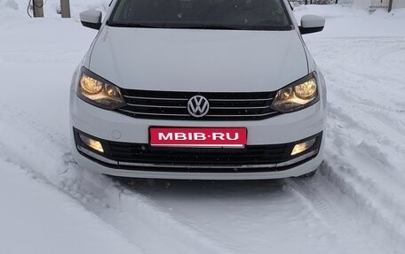 Volkswagen Polo VI (EU Market), 2016 год, 1 215 000 рублей, 1 фотография