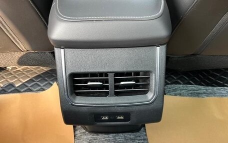 Haval H6, 2023 год, 1 690 000 рублей, 16 фотография