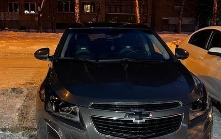 Chevrolet Cruze II, 2013 год, 900 000 рублей, 3 фотография