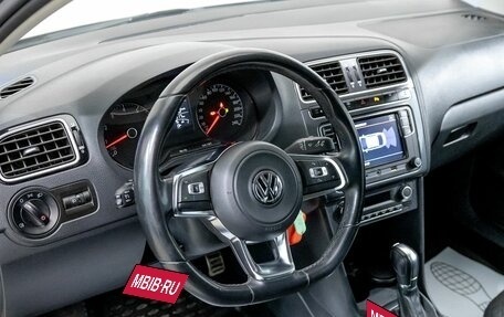 Volkswagen Polo VI (EU Market), 2018 год, 1 245 000 рублей, 10 фотография