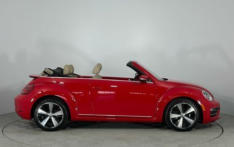 Volkswagen Beetle, 2019 год, 2 950 000 рублей, 4 фотография