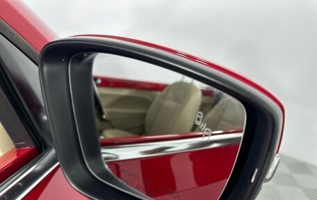 Volkswagen Beetle, 2019 год, 2 950 000 рублей, 19 фотография