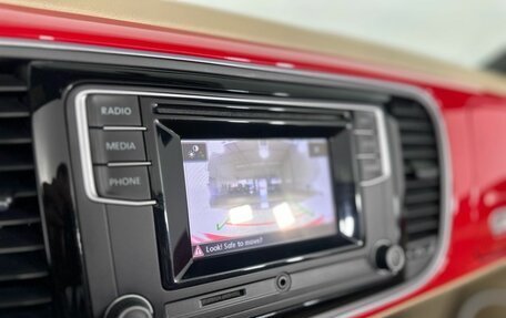 Volkswagen Beetle, 2019 год, 2 950 000 рублей, 22 фотография