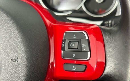 Volkswagen Beetle, 2019 год, 2 950 000 рублей, 28 фотография