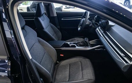 Geely Emgrand, 2024 год, 2 393 990 рублей, 8 фотография