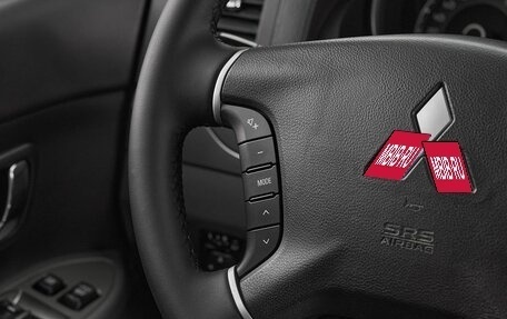 Mitsubishi Pajero IV, 2015 год, 2 395 000 рублей, 11 фотография