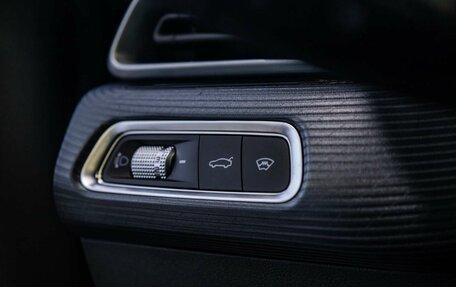 Geely Emgrand, 2024 год, 2 393 990 рублей, 22 фотография