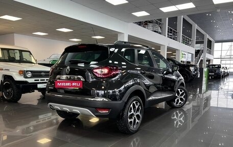 Renault Kaptur I рестайлинг, 2017 год, 1 495 000 рублей, 2 фотография
