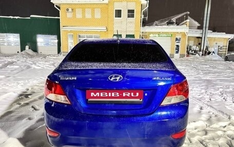 Hyundai Solaris II рестайлинг, 2012 год, 660 000 рублей, 5 фотография