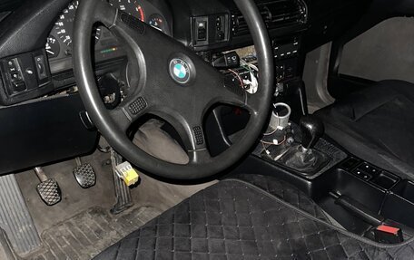 BMW 5 серия, 1988 год, 300 000 рублей, 6 фотография