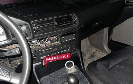 BMW 5 серия, 1988 год, 300 000 рублей, 8 фотография