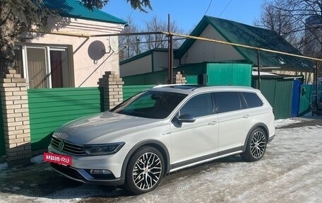 Volkswagen Passat B8 рестайлинг, 2018 год, 3 185 000 рублей, 7 фотография