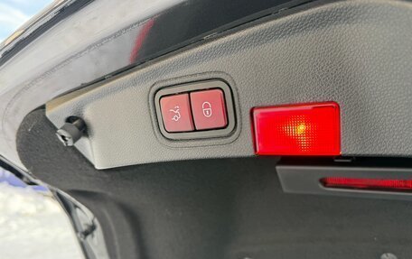 Mercedes-Benz C-Класс, 2018 год, 4 650 000 рублей, 21 фотография