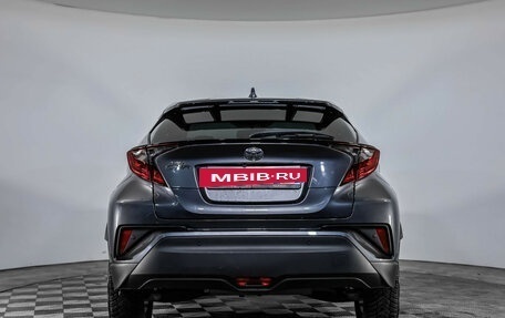 Toyota C-HR I рестайлинг, 2021 год, 2 749 000 рублей, 6 фотография