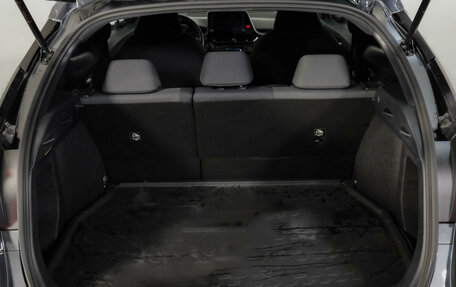 Toyota C-HR I рестайлинг, 2021 год, 2 749 000 рублей, 28 фотография