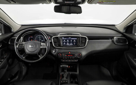 KIA Sorento III Prime рестайлинг, 2018 год, 2 399 000 рублей, 10 фотография