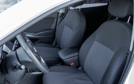 Hyundai Solaris II рестайлинг, 2015 год, 1 035 000 рублей, 10 фотография