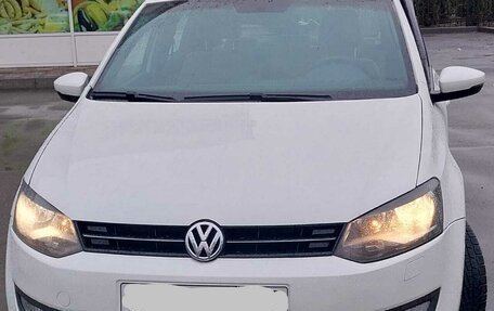 Volkswagen Polo VI (EU Market), 2012 год, 880 000 рублей, 1 фотография