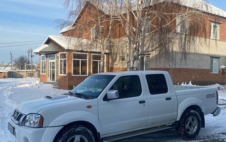 Nissan NP300, 2012 год, 795 000 рублей, 1 фотография